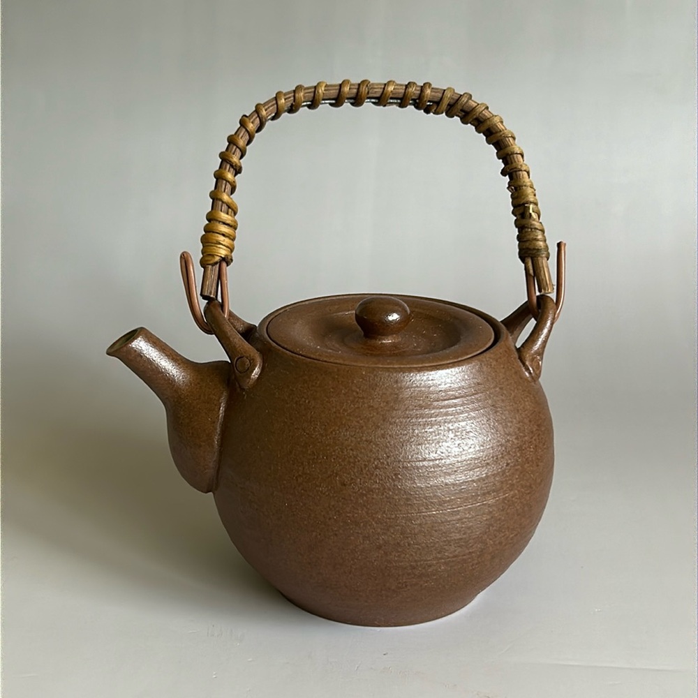 Dobin Arita-yaki Ware Japanese Green Tea Pot Nanban Brown Glaze 385ml Signed